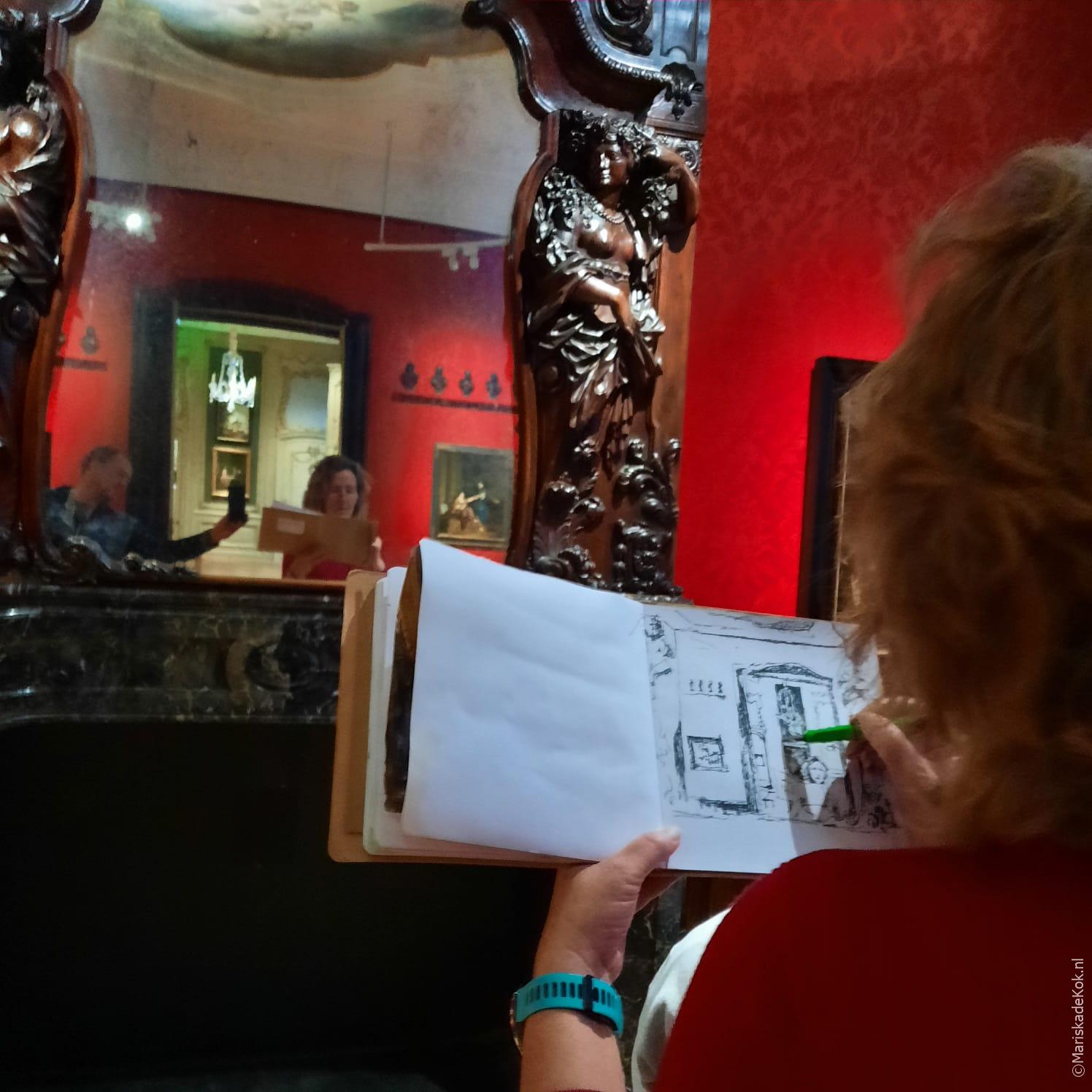 Urbansketching museum Lakenhal Leiden – lijnen, schaduw, spiegeling, vulpen & een schetsboek.